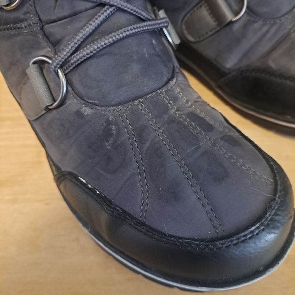 Athletech Faux Fur Trim Winter Snow Boots
Size: 9 - Picture 7 of 7